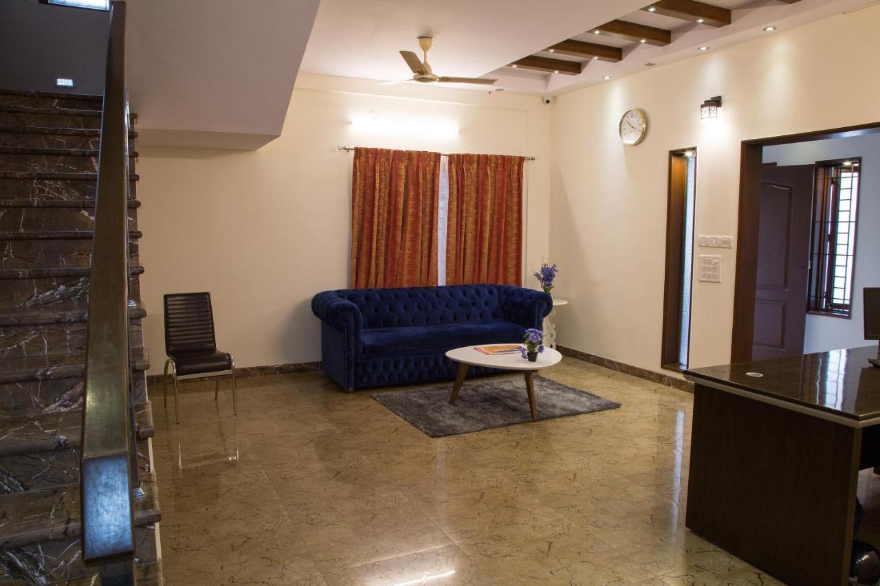 Oyo 8737 King Suites Bangalore Exterior photo
